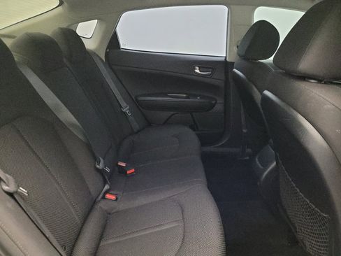 Used 2019 Kia Optima LX FWD image 19