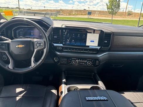 Certified 2024 Chevrolet Silverado 3500 High Country w/ Technology Package AWD/4WD image 12