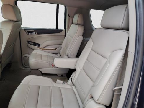Used 2017 GMC Yukon XL Denali w/ Open Road Package AWD/4WD image 19