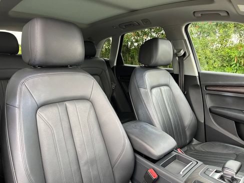 Used 2018 Audi Q5 2.0T Premium Plus w/ Premium Plus Package AWD/4WD image 29