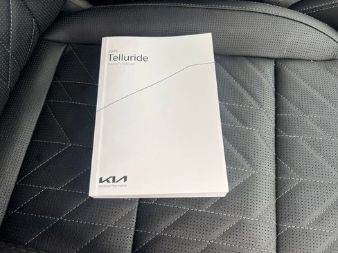 Certified 2025 Kia Telluride EX X-Line AWD/4WD image 27
