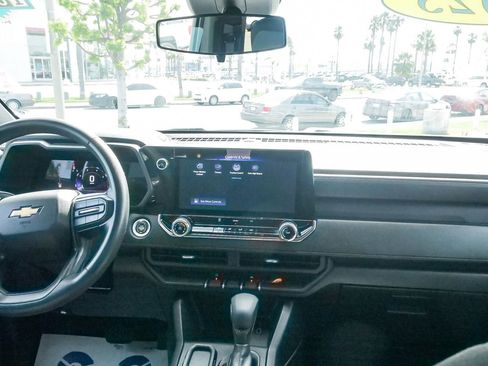 Used 2023 Chevrolet Colorado W/T image 13