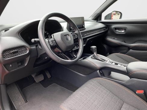Certified 2024 Honda HR-V Sport image 34