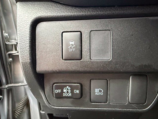 Used 2020 Toyota Tacoma SR AWD/4WD image 23