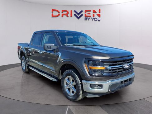 Used 2024 Ford F150 XLT w/ Mobile Office Package image 9