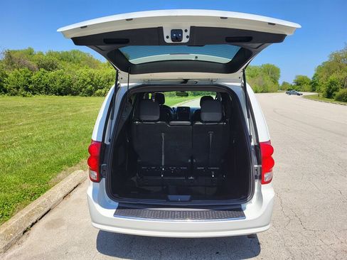 Used 2017 Dodge Grand Caravan GT FWD image 10