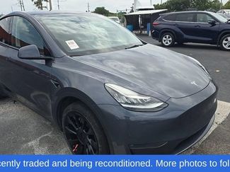 Used 2023 Tesla Model Y Long Range AWD/4WD video 1