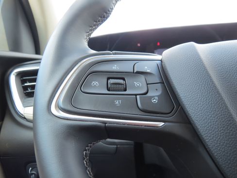 Certified 2025 Buick Encore GX Avenir w/ Avenir Technology Package image 19