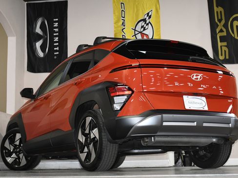 Used 2024 Hyundai Kona Limited image 86