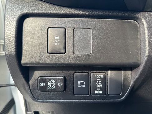 Used 2023 Toyota Tacoma TRD Off-Road image 21