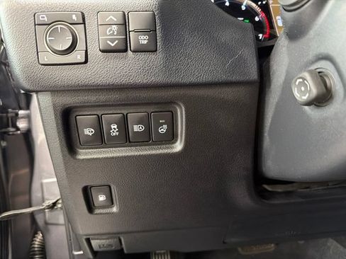 Used 2023 Lexus GX 460 Premium w/ Premium Package AWD/4WD image 11