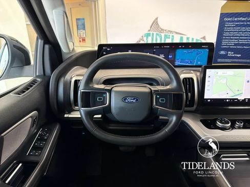 Certified 2025 Ford Expedition Active RWD image 17