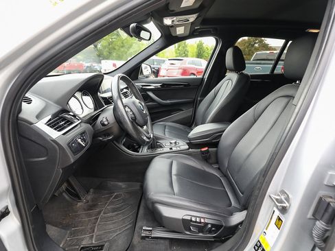 Used 2018 BMW X1 xDrive28i w/ Convenience Package AWD/4WD image 11