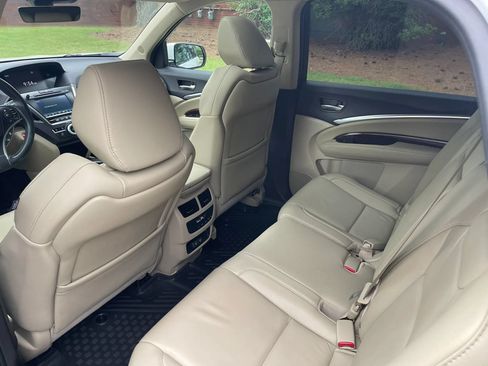 Used 2020 Acura MDX FWD image 12