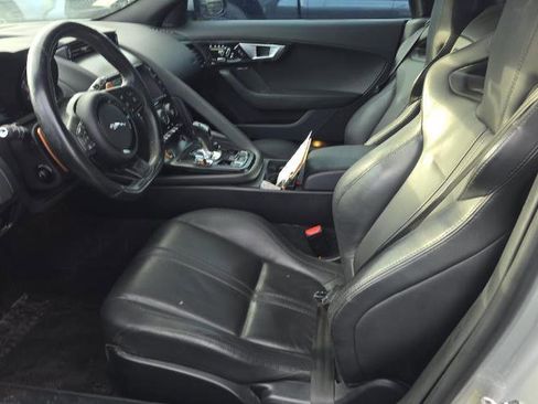 Used 2015 Jaguar F-TYPE S RWD image 9