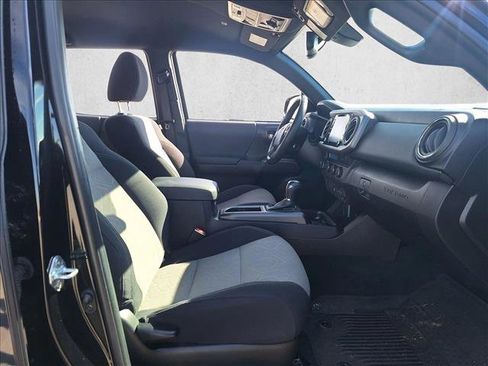 Certified 2023 Toyota Tacoma TRD Off-Road image 18