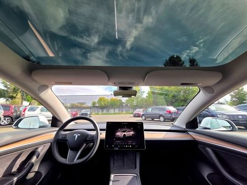 Used 2023 Tesla Model 3 Long Range AWD/4WD image 54