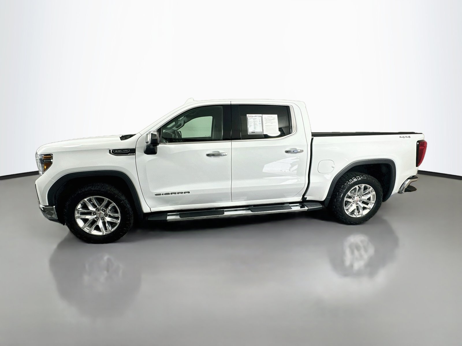 Used 2019 GMC Sierra 1500 SLT w/ SLT Premium Package AWD/4WD image 4