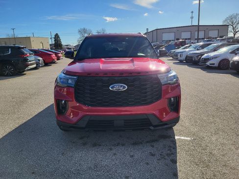 Used 2025 Ford Explorer ST-Line w/ ST-Line Street Pack image 18