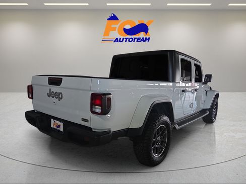 Used 2020 Jeep Gladiator Overland AWD/4WD image 3