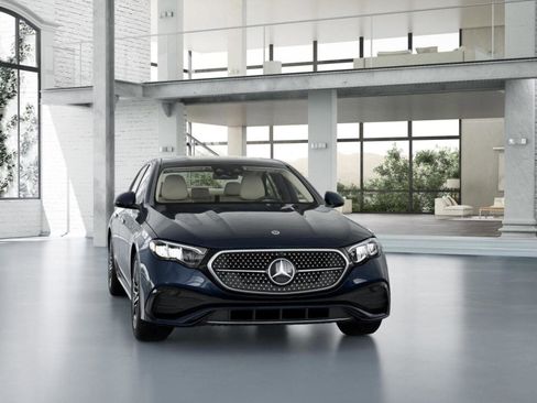 New 2026 Mercedes-Benz E 450 4MATIC Sedan image 9