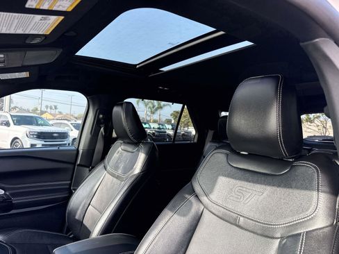 Used 2023 Ford Explorer ST w/ Equipment Group 401A image 28