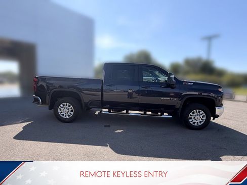 Used 2024 Chevrolet Silverado 2500 LT w/ All Star Edition AWD/4WD image 5