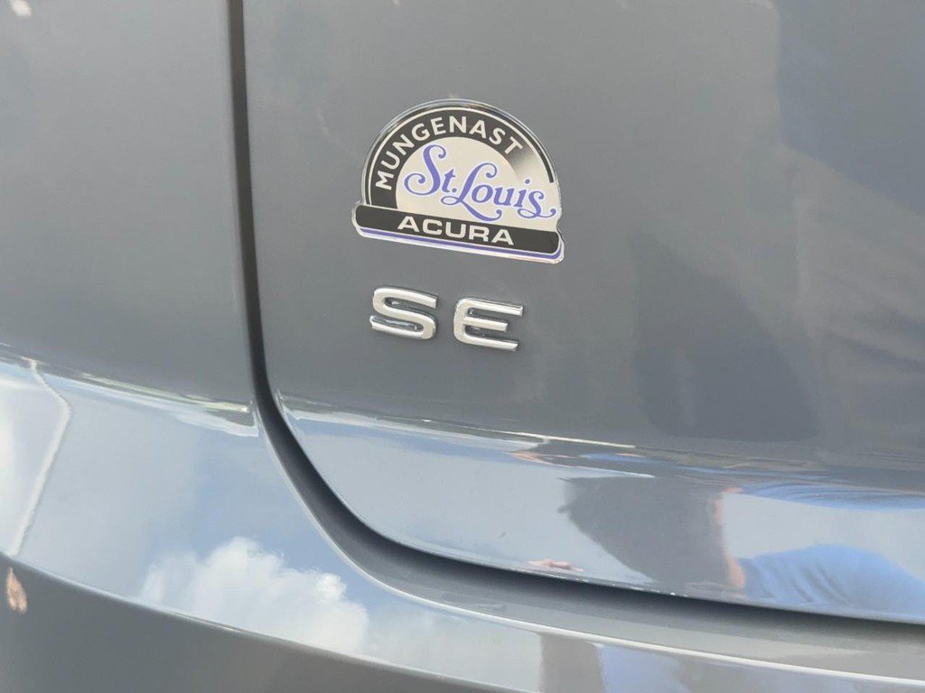 Used 2025 Volkswagen Atlas Cross Sport SE FWD image 7