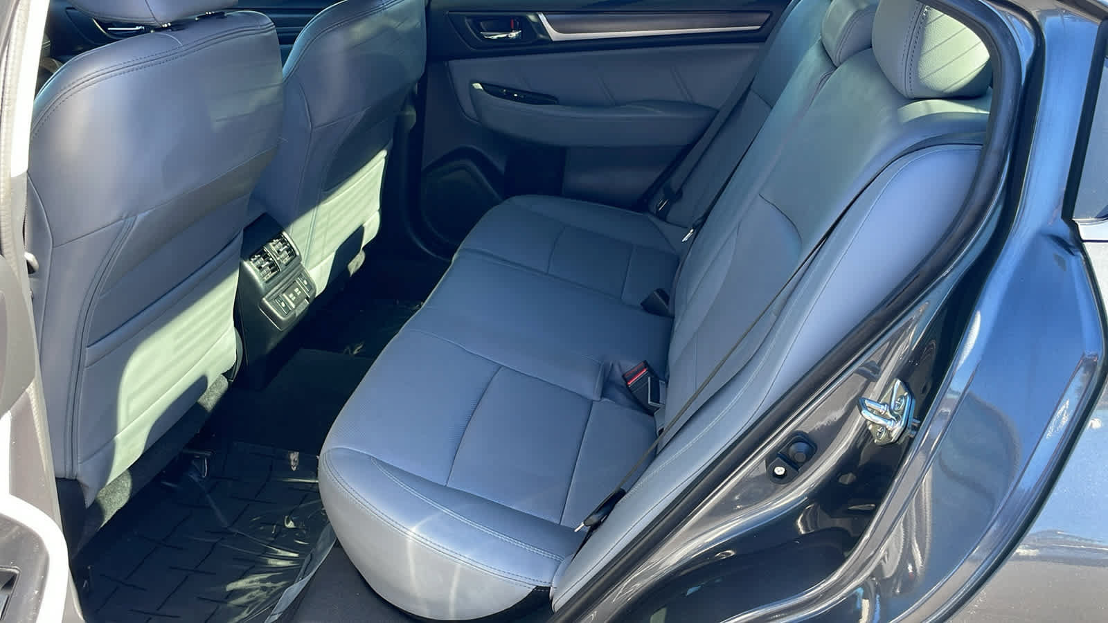 Used 2019 Subaru Legacy 2.5i Limited w/ Popular Package #2A AWD/4WD image 24