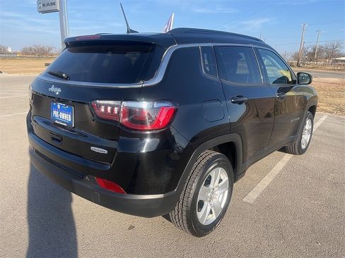 Used 2022 Jeep Compass Latitude w/ Convenience Group image 5