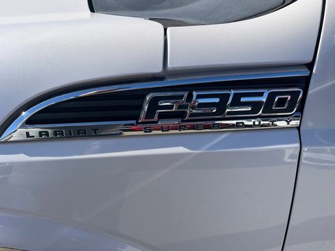 Used 2011 Ford F350 Lariat w/ Lariat Interior Pkg image 9