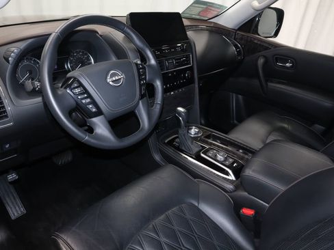 Used 2023 Nissan Armada Platinum w/ Captain's Chairs Package image 24