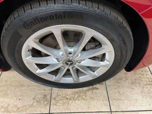 Used 2021 Mercedes-Benz A 220 4MATIC w/ Premium Package image 38