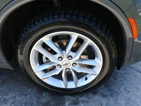 Used 2025 Dodge Durango R/T AWD/4WD image 11