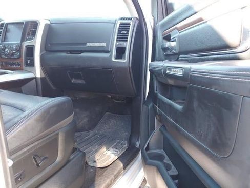 Used 2018 RAM 3500 Laramie image 26