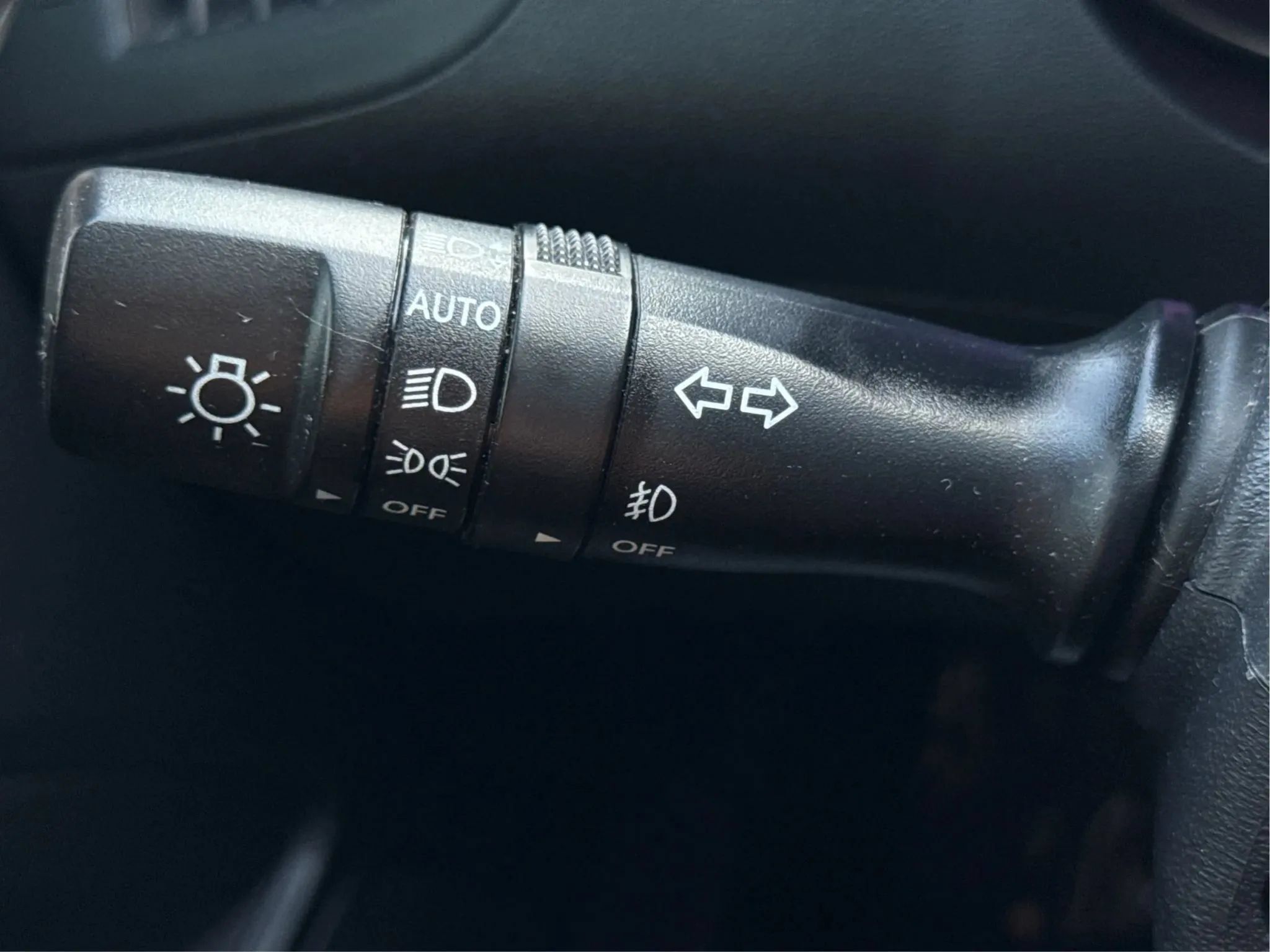 Used 2013 Hyundai Genesis 2.0T RWD image 42
