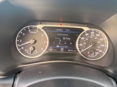 Used 2023 Nissan Sentra SV FWD image 40