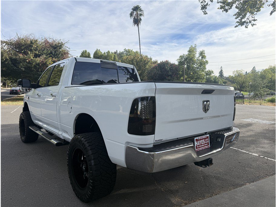 Used 2018 RAM 2500 SLT w/ Luxury Group AWD/4WD image 5