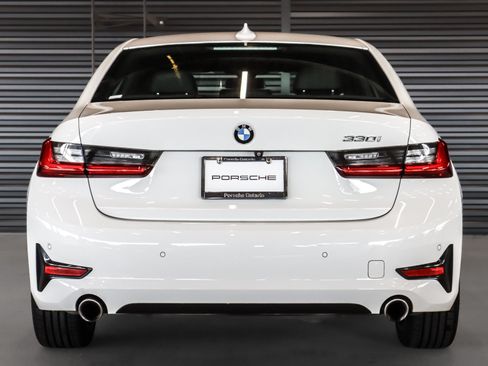 Used 2019 BMW 330i Sedan w/ Premium Package RWD image 12