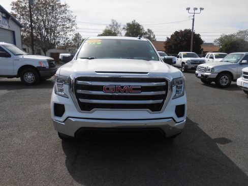 Used 2020 GMC Sierra 1500 SLE w/ Driver Alert Package I image 4