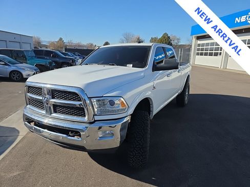 Used 2018 RAM 3500 Laramie w/ Convenience Group image 7