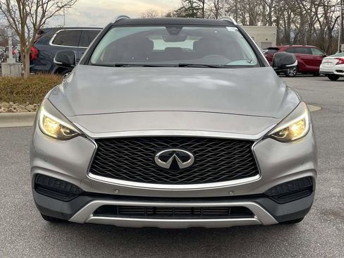 Used 2019 INFINITI QX30 Premium w/ Navigation Package image 25