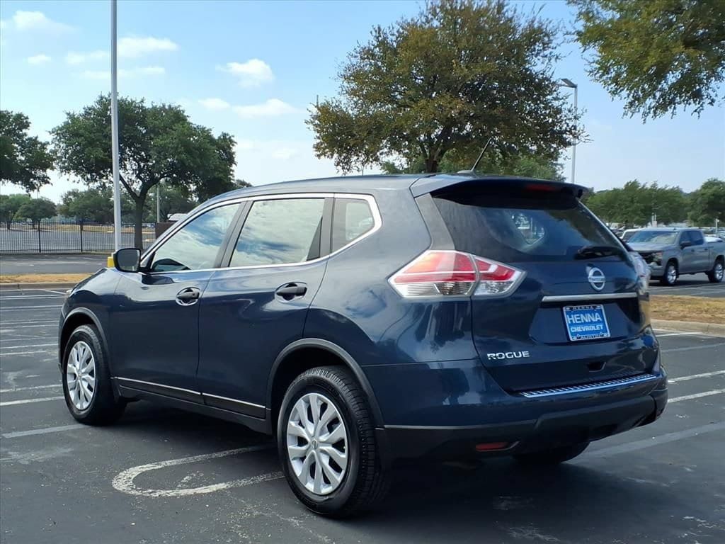 Used 2016 Nissan Rogue S FWD image 8