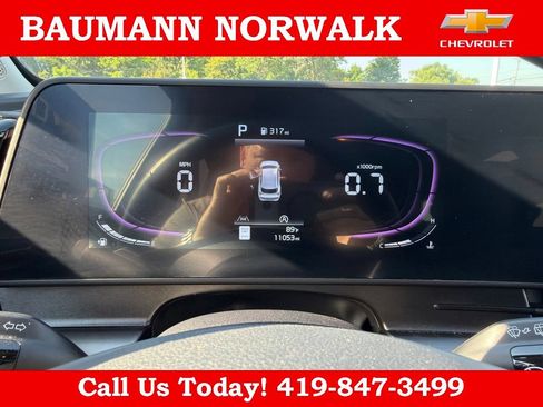 Used 2025 Kia Sportage EX FWD image 24