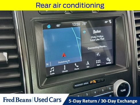 Used 2018 Ford Expedition Limited w/ Equipment Group 302A AWD/4WD image 19