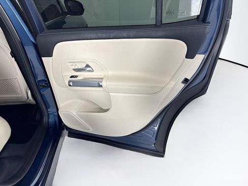 Certified 2022 Mercedes-Benz GLB 250 4MATIC image 28