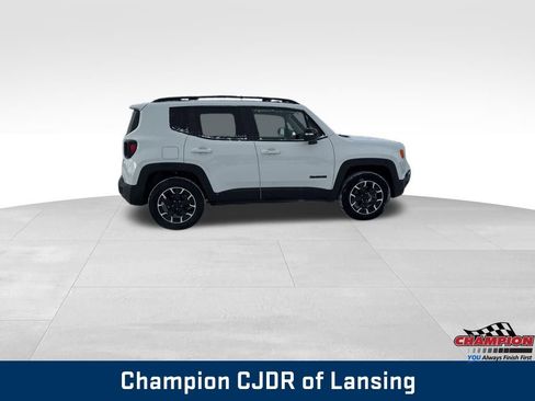 Used 2023 Jeep Renegade Latitude image 5