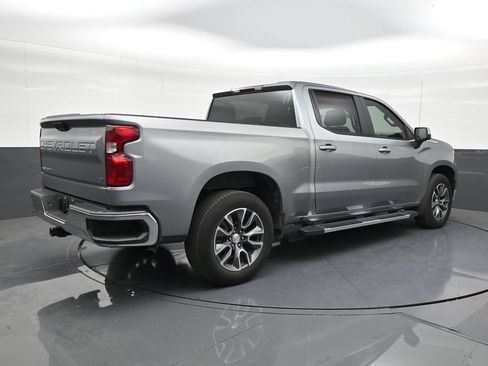 Used 2025 Chevrolet Silverado 1500 LT RWD image 5