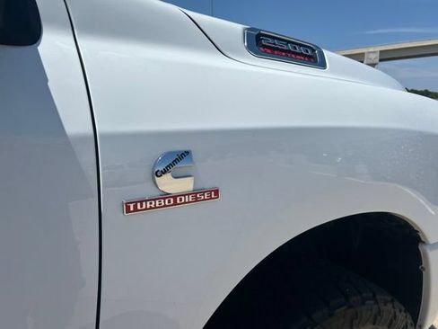 Used 2023 RAM 2500 Laramie AWD/4WD image 15