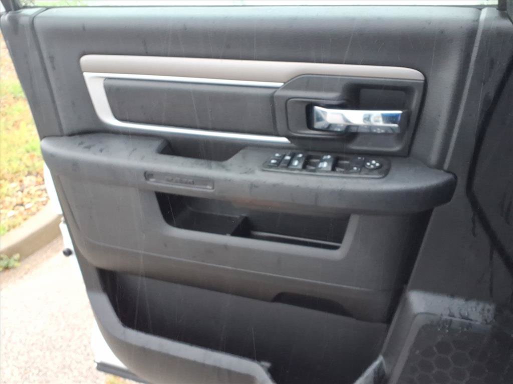 Used 2024 RAM 1500 Warlock RWD image 21